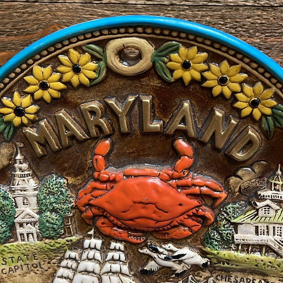 Maryland Decorative Landmarks Souvenir Pottery 3D Plate *STAND NOT INCLUDED* - Picture 3 of 9
